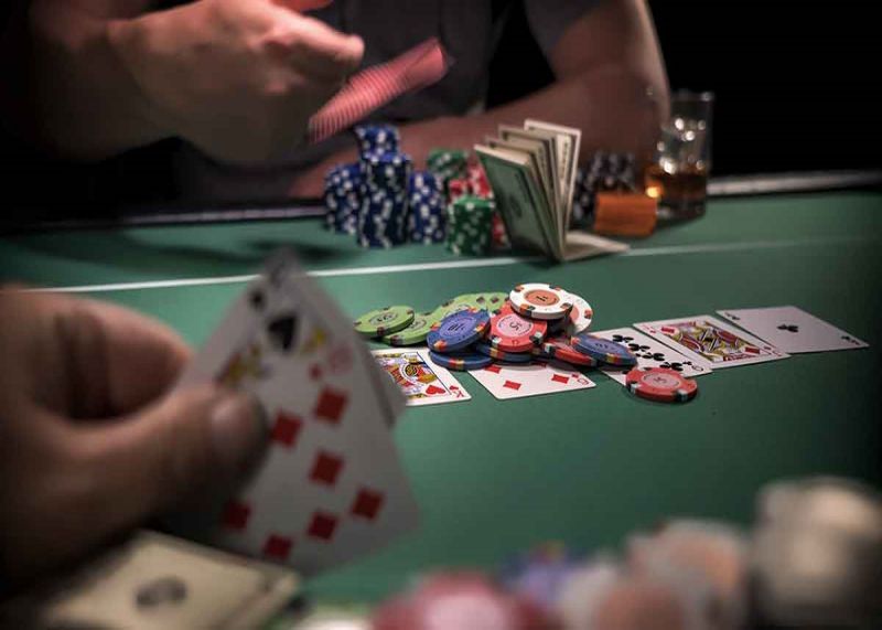 Cách để trở thành thần bài Poker cân mọi bàn chơi